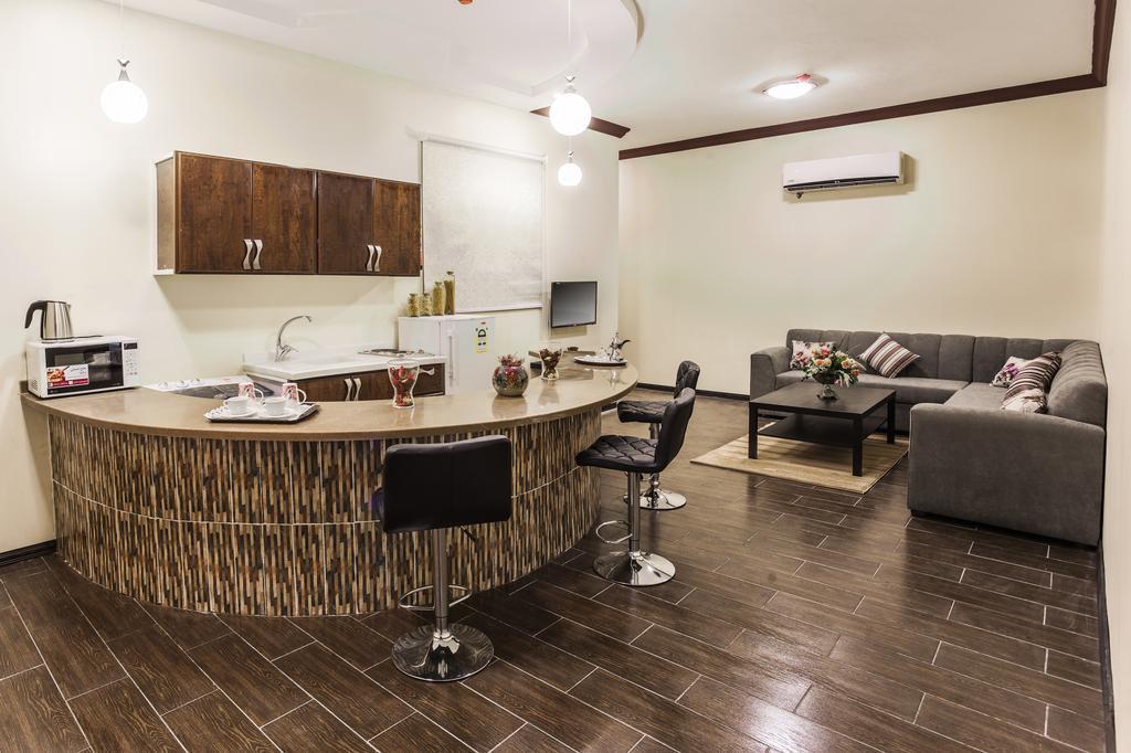 Manazel Al Sofara Aparthotel Yanbu Buitenkant foto